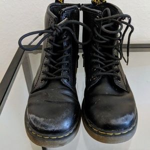 Dr Martens Delaney Boots